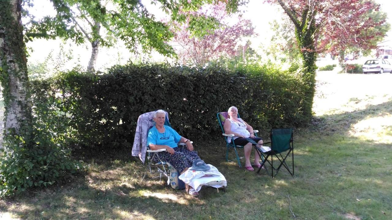Camping De Ladignac Le Long Bel Air エクステリア 写真