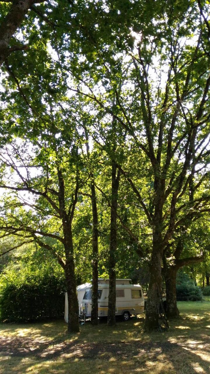 Camping De Ladignac Le Long Bel Air エクステリア 写真