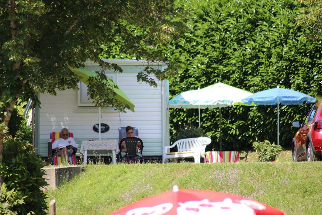 Camping De Ladignac Le Long Bel Air エクステリア 写真
